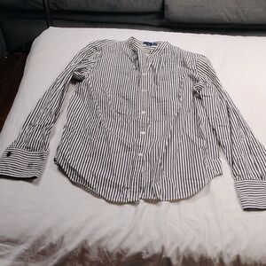 Chaps women's long sleeved button down blouse